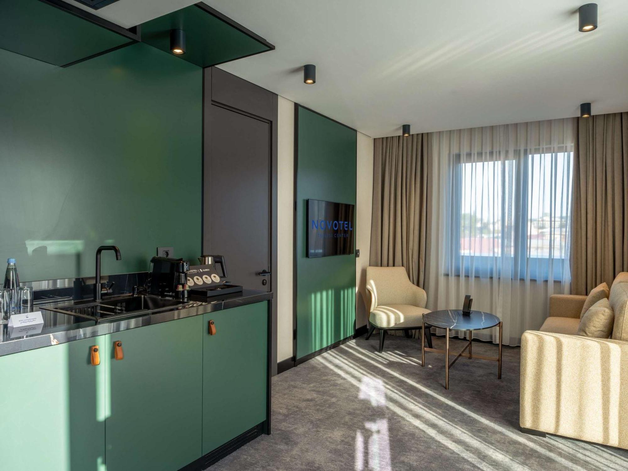Novotel Tbilisi Center Dış mekan fotoğraf