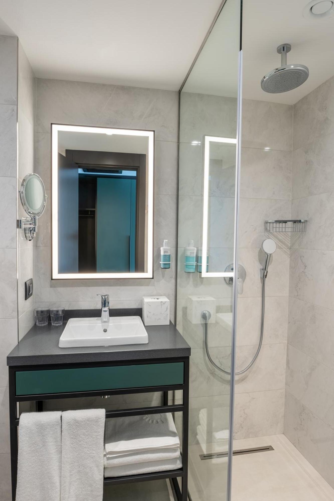 Novotel Tbilisi Center Dış mekan fotoğraf